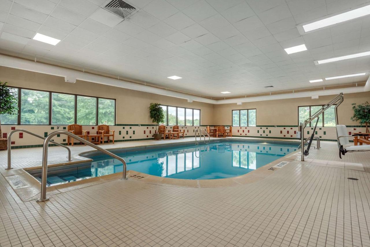Comfort Suites Near Route 66 Springfield Eksteriør bilde