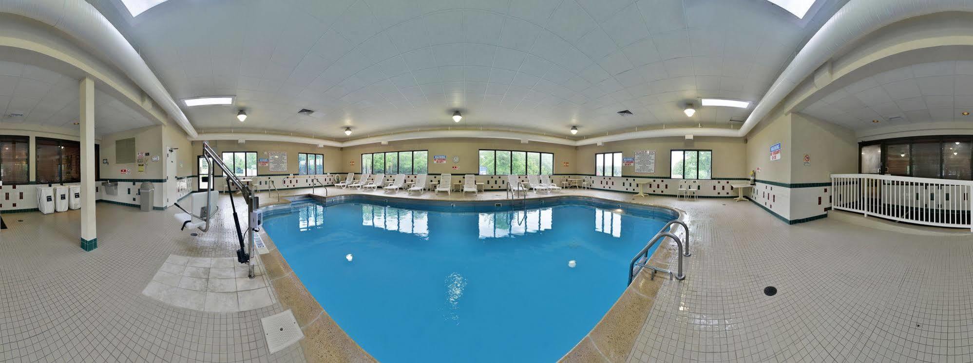 Comfort Suites Near Route 66 Springfield Eksteriør bilde